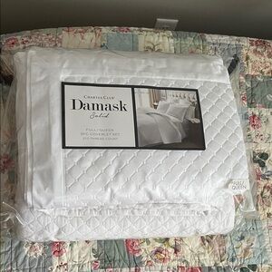 Charter Club Damask Solid White Coverlet Bead Spread Quilt 3pc Set Full/Queen